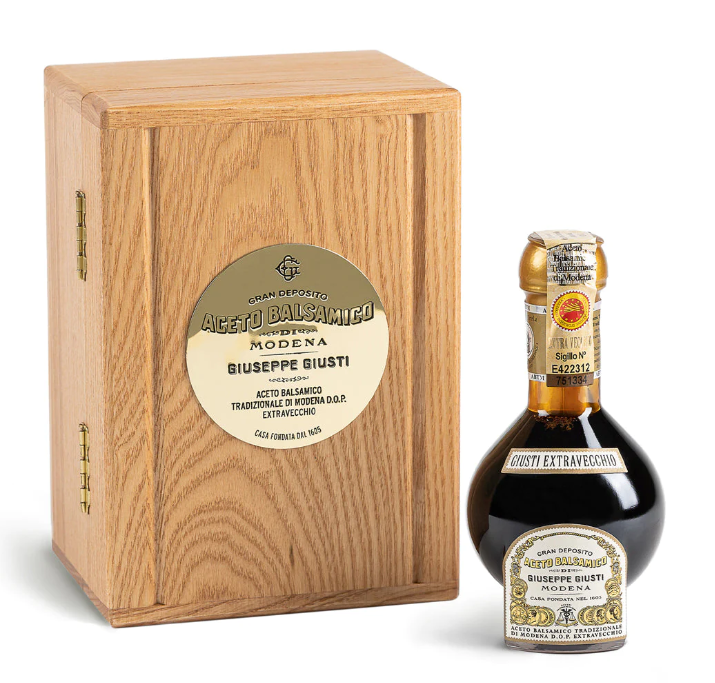 Bottle and gift box. Balsamico di Modena DOP