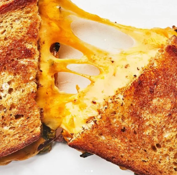 John Locke's grilled cheese sandwhich recipe, with bacon-onion jam